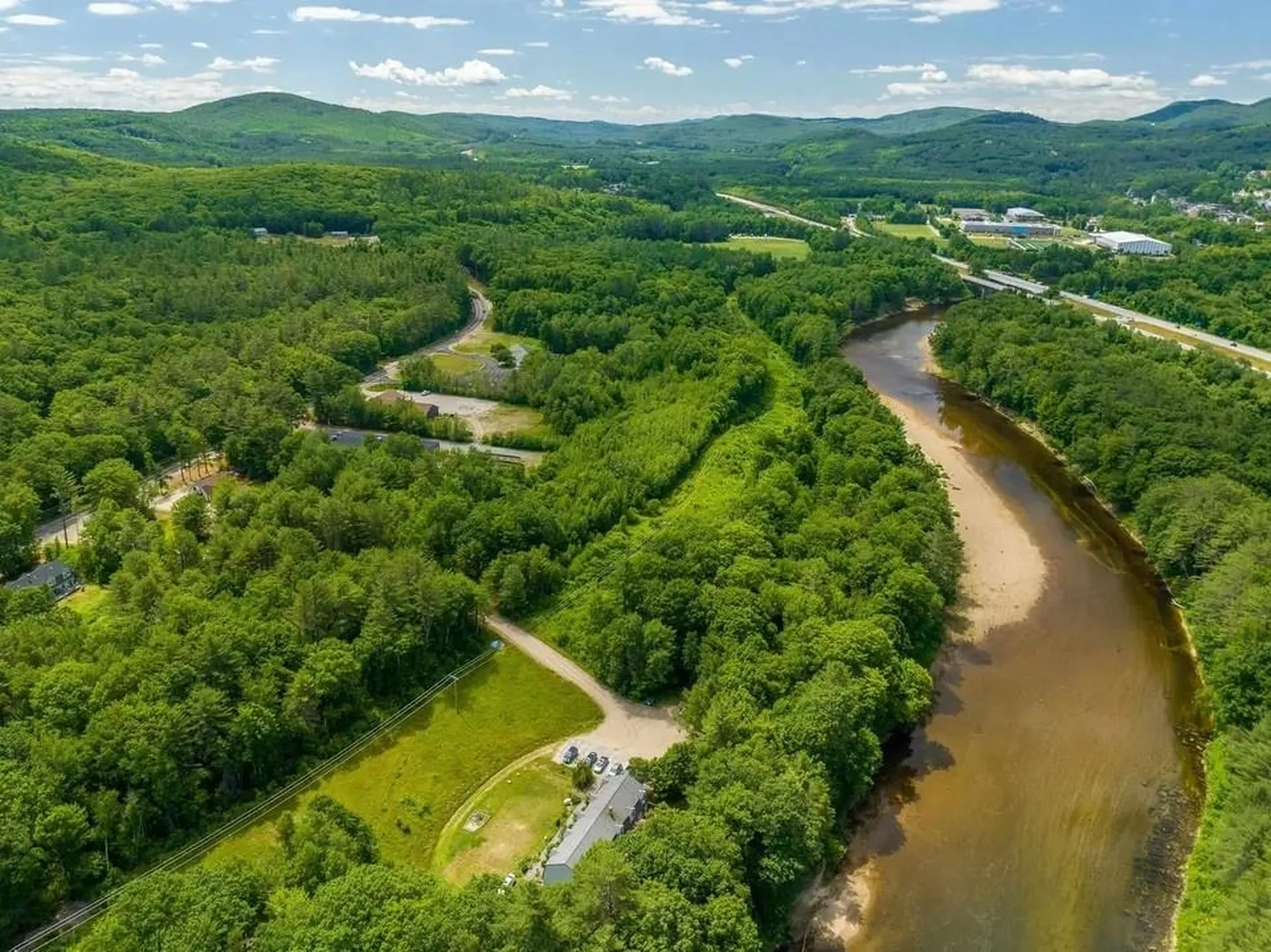 21 Pemi River Heights Holderness NH 03245