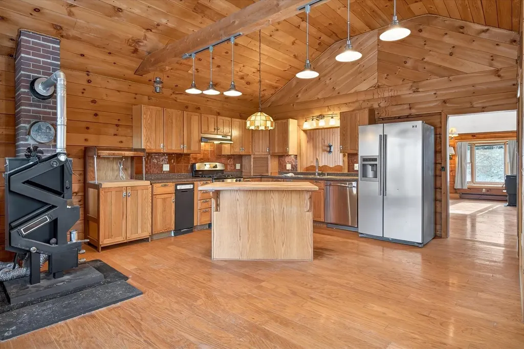 1350 Teer Road Clarendon VT 05759