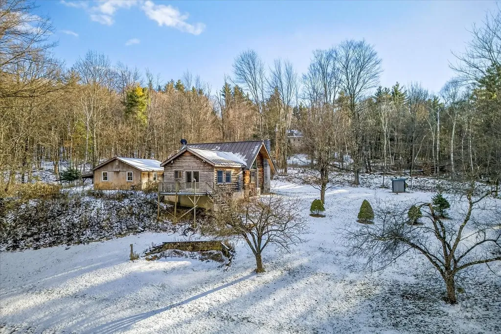 1350 Teer Road Clarendon VT 05759