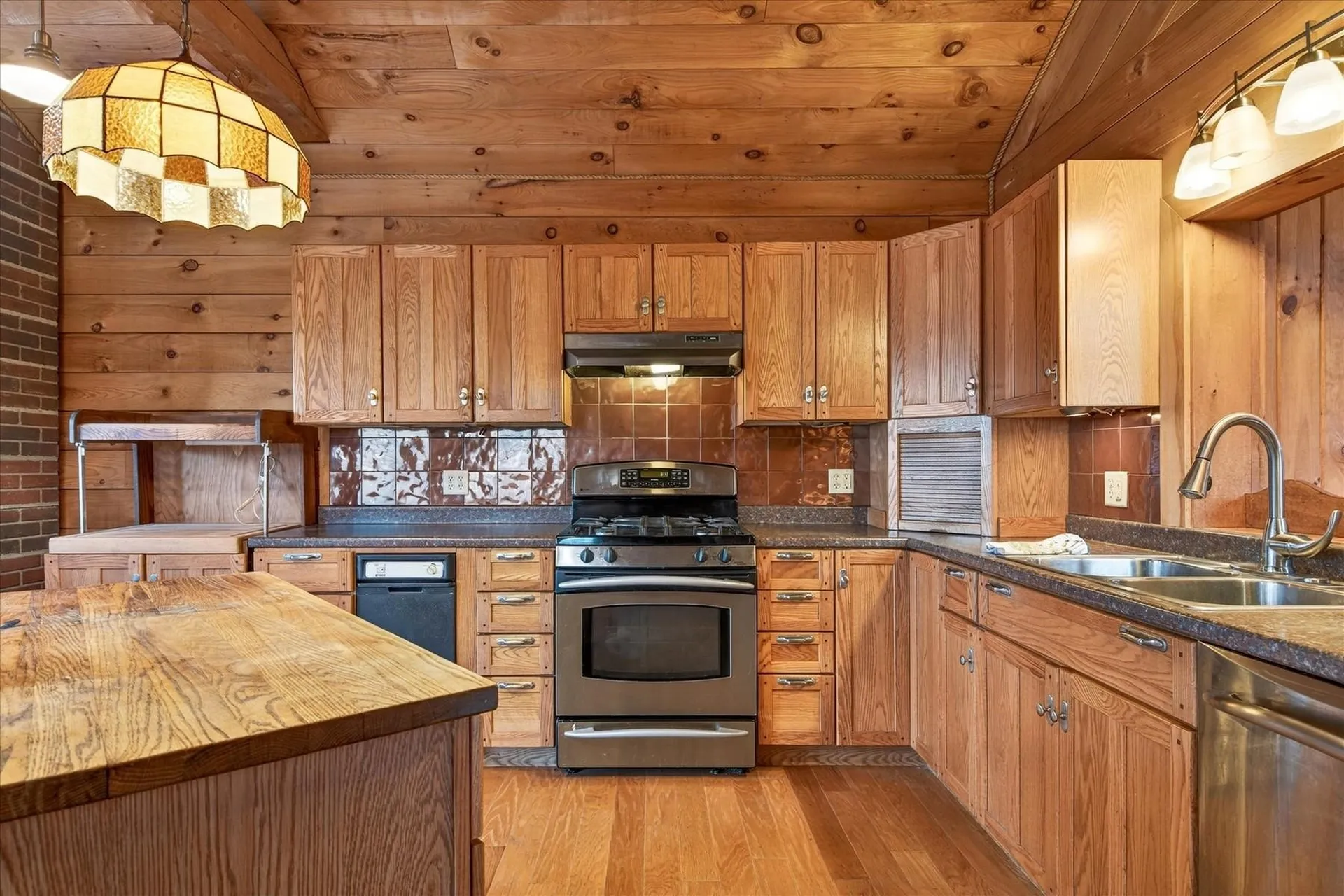 1350 Teer Road Clarendon VT 05759