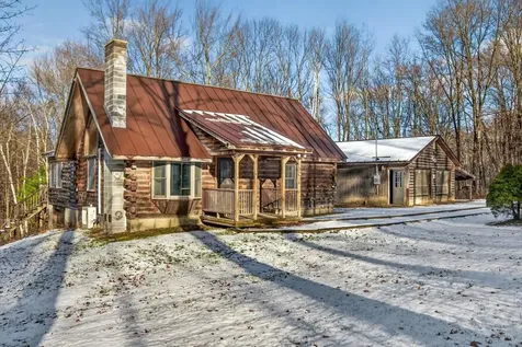 1350 Teer Road Clarendon VT 05759