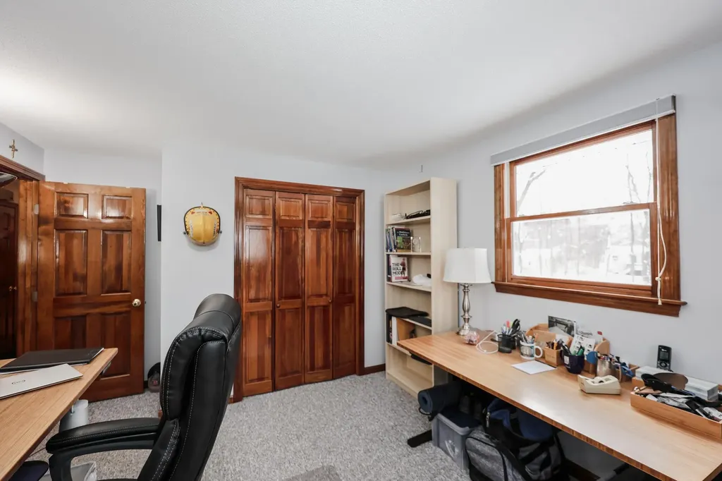 14 Loren Road Salem NH 03079