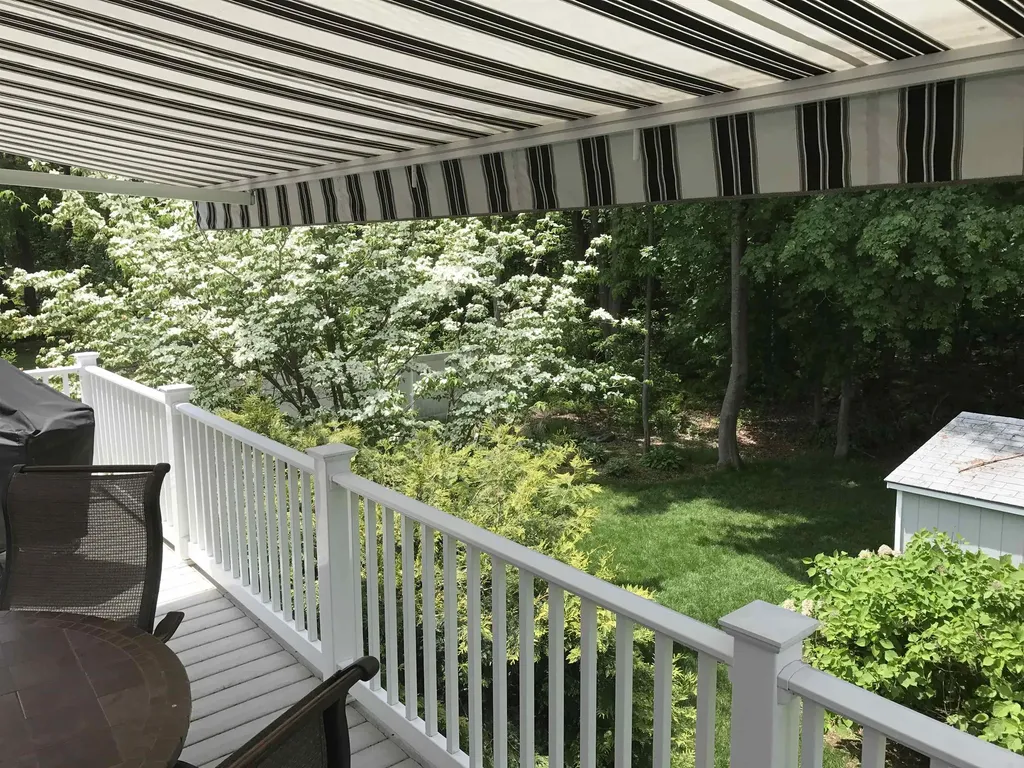 14 Loren Road Salem NH 03079