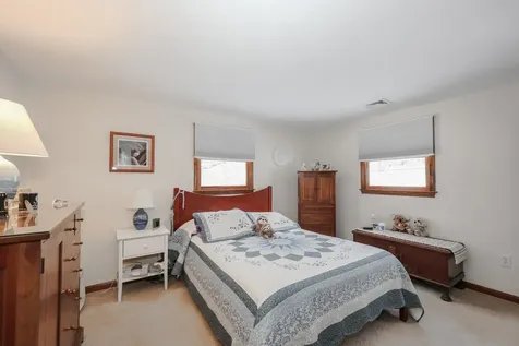 14 Loren Road Salem NH 03079