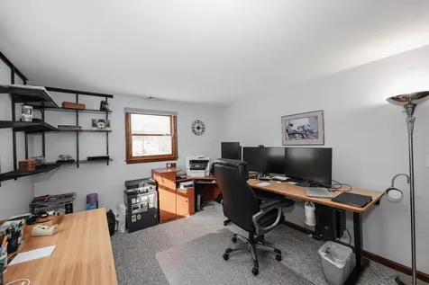 14 Loren Road Salem NH 03079