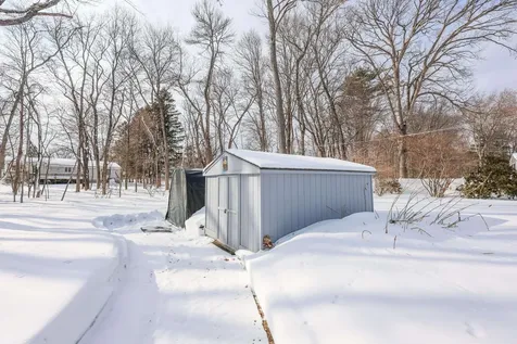 14 Loren Road Salem NH 03079