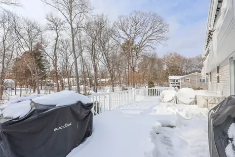 14 Loren Road Salem NH 03079