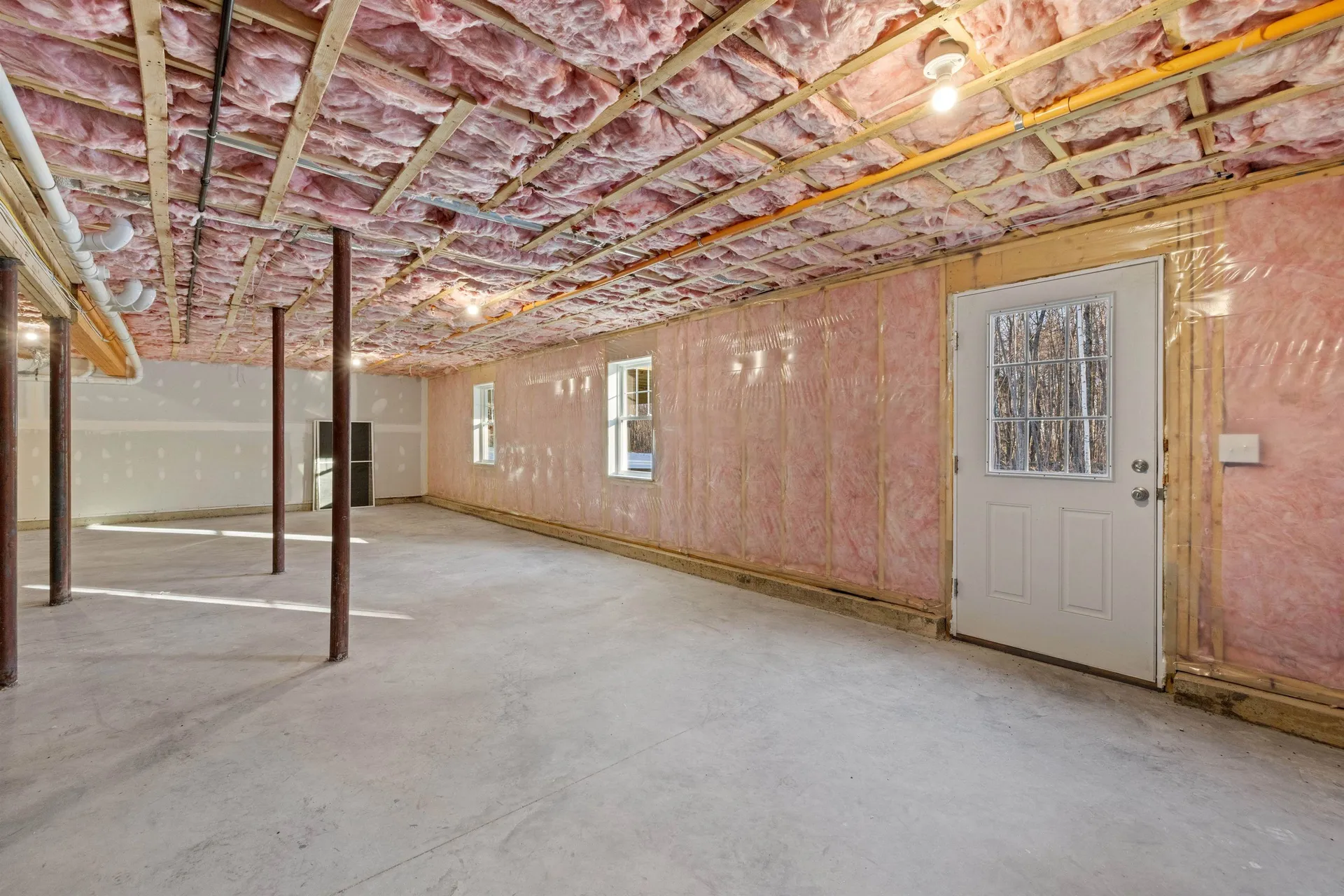 32 Gypsum Lane Chester NH 03036