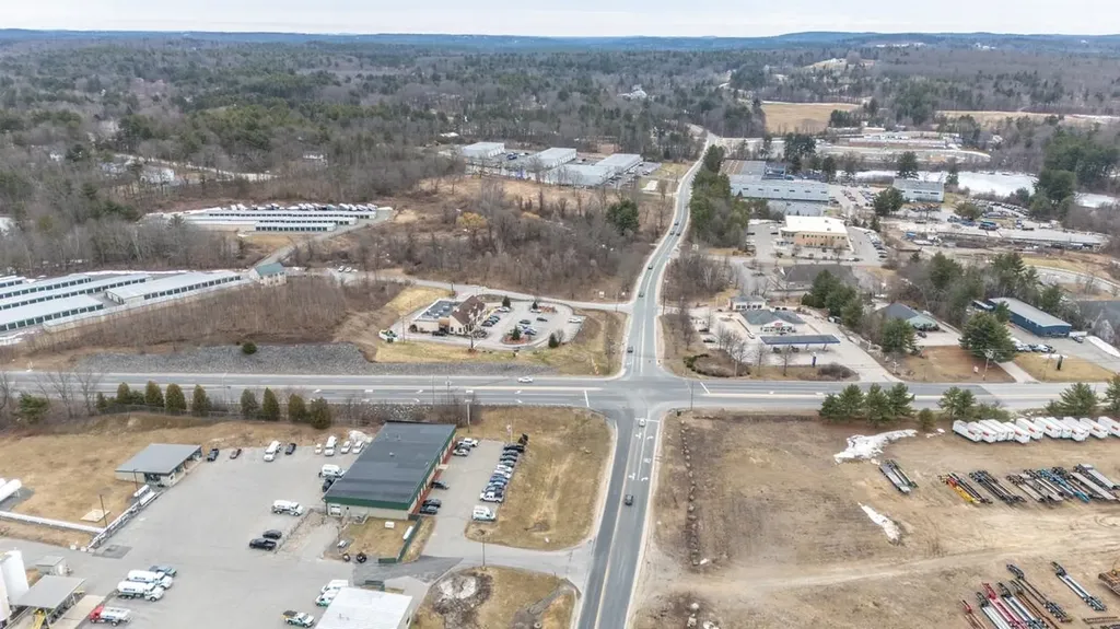 16 Brady Drive Hudson NH 03051