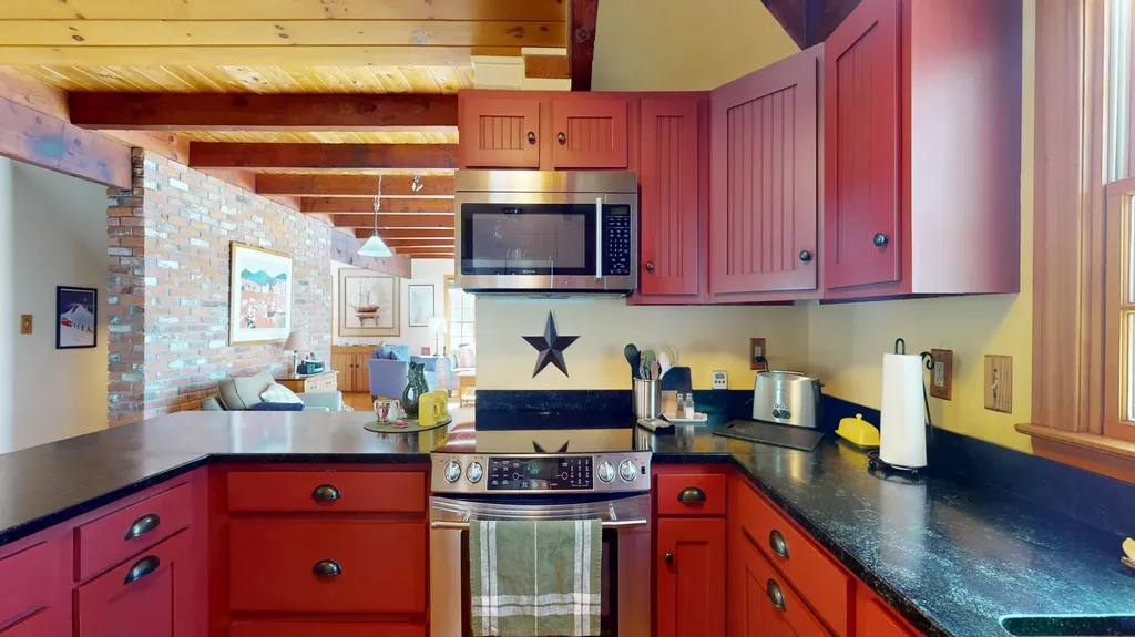 1456 Halladay Road Middlebury VT 05753