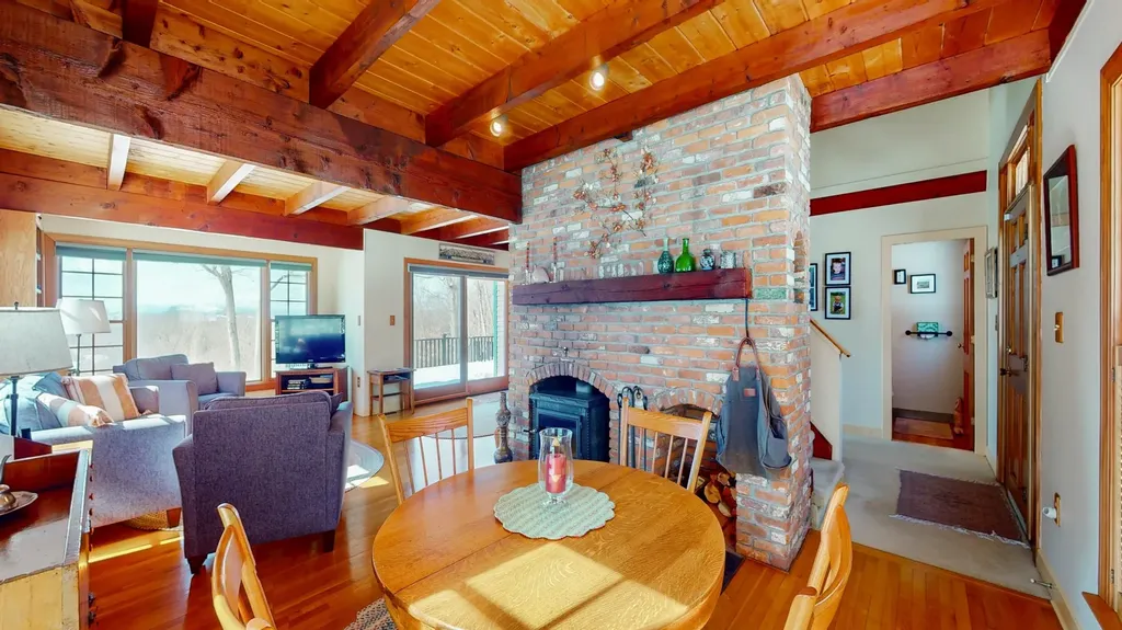 1456 Halladay Road Middlebury VT 05753