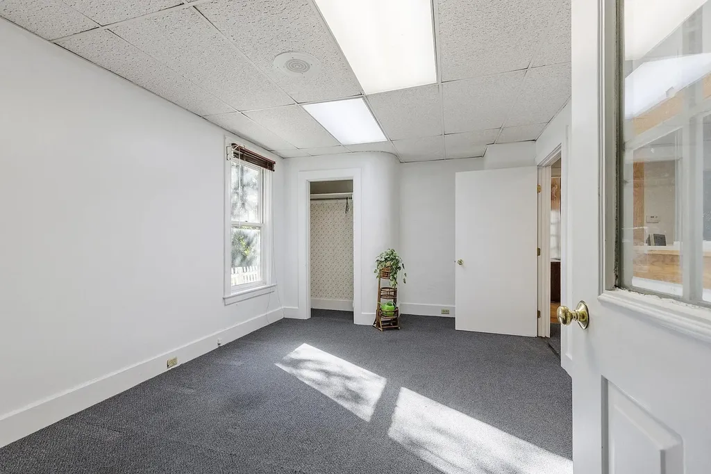 68 Brattleboro Road Hinsdale NH 03451