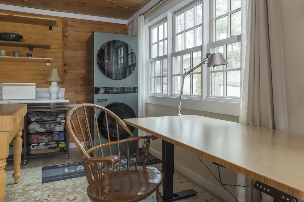 1042 Main Street Sunapee NH 03751