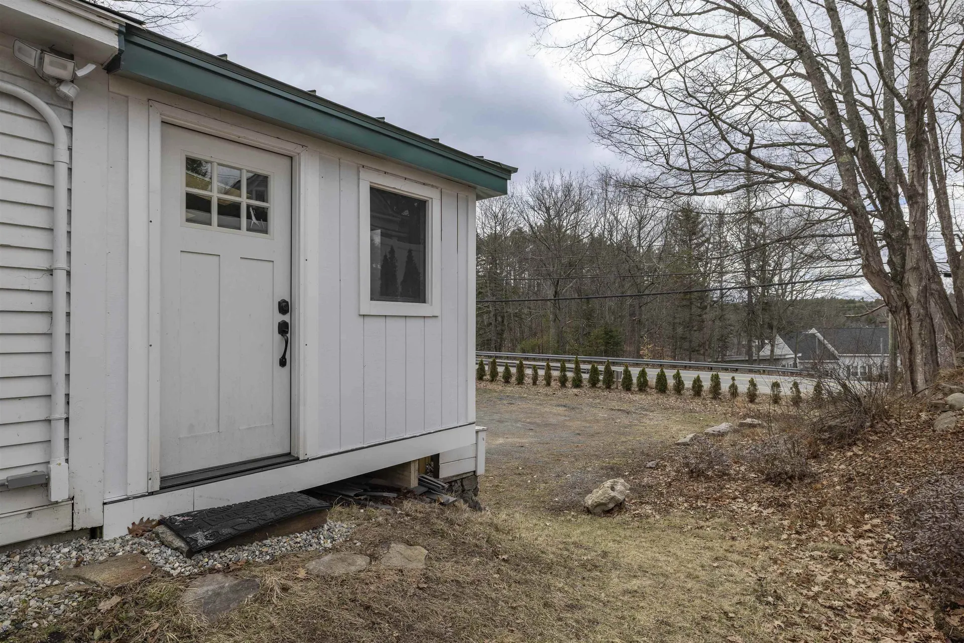 1042 Main Street Sunapee NH 03751