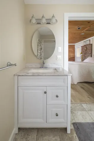 1042 Main Street Sunapee NH 03751