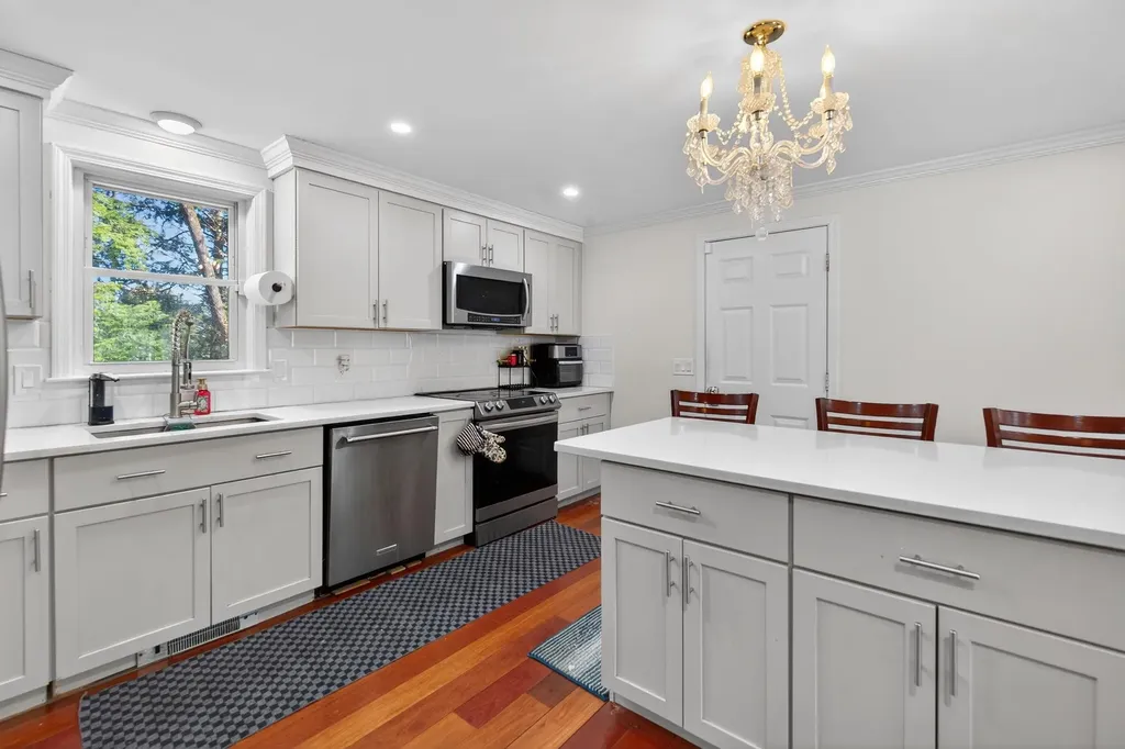 48 Nottingham Circle Lebanon NH 03766