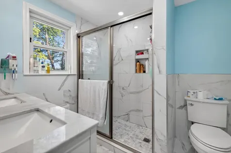 48 Nottingham Circle Lebanon NH 03766