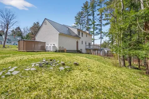 48 Nottingham Circle Lebanon NH 03766
