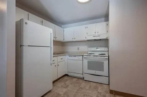 36 English Village Road Manchester NH 03102