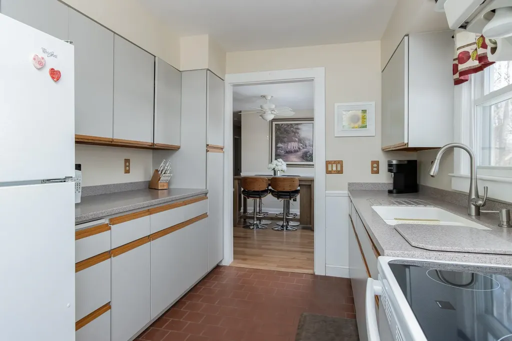 335 S Main Street Concord NH 03301