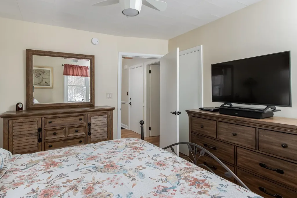 335 S Main Street Concord NH 03301