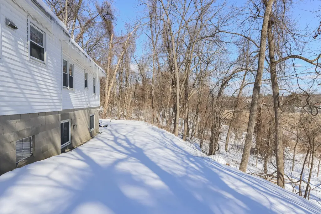 335 S Main Street Concord NH 03301