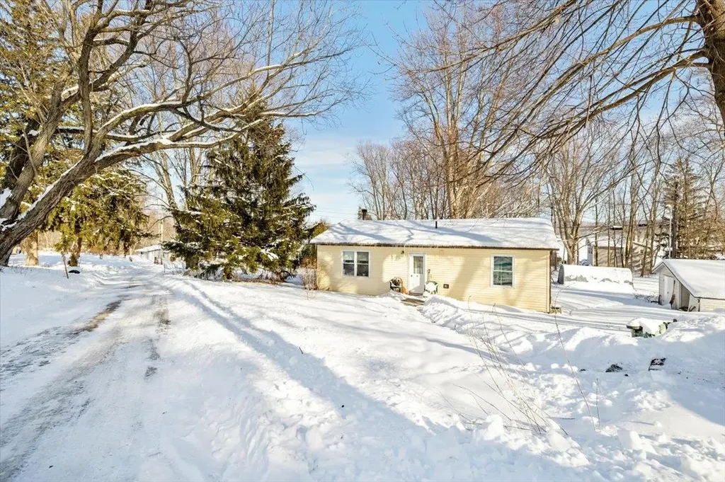 91 Hathaway Inn Drive St. Albans Town VT 05478