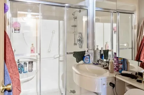 91 Hathaway Inn Drive St. Albans Town VT 05478