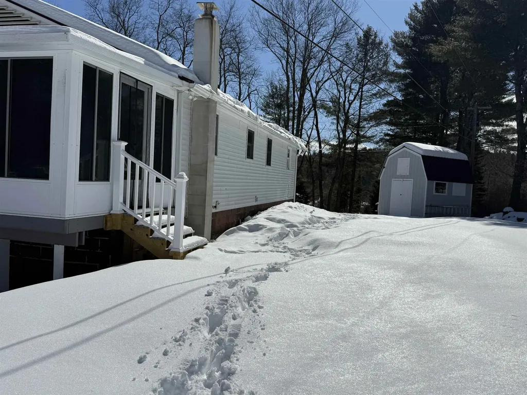 33 Bruce Road Canaan NH 03741