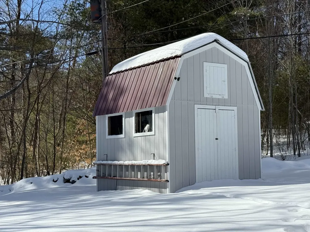 33 Bruce Road Canaan NH 03741