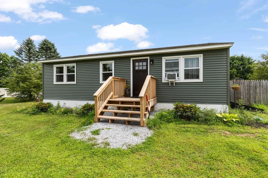 173 Ridge View Drive Georgia VT 05468