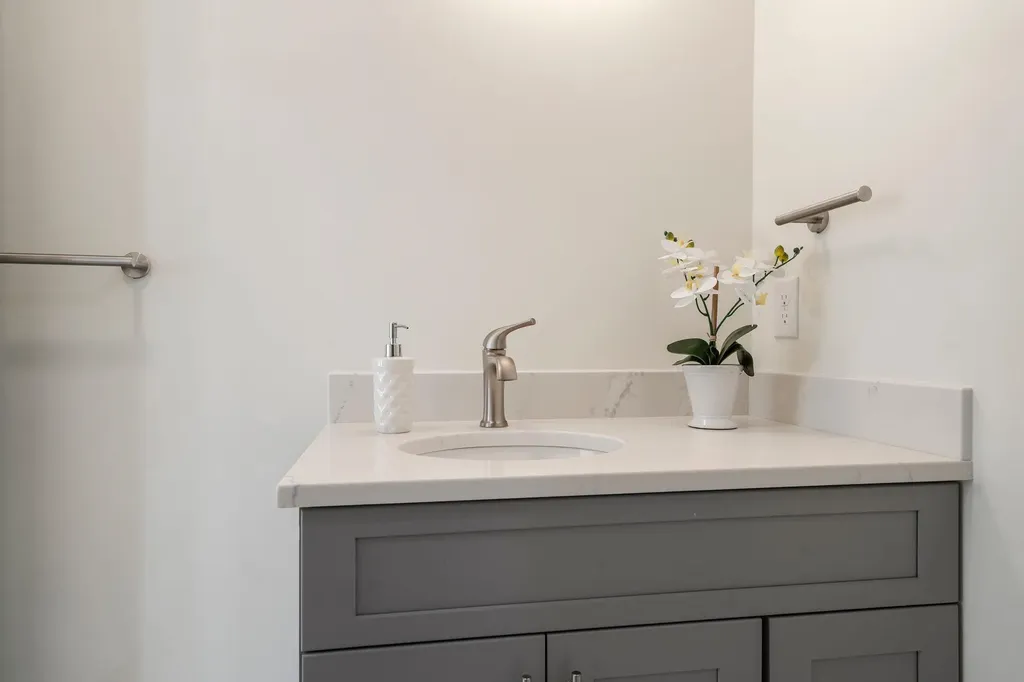 73 Prospect Street Portsmouth NH 03801