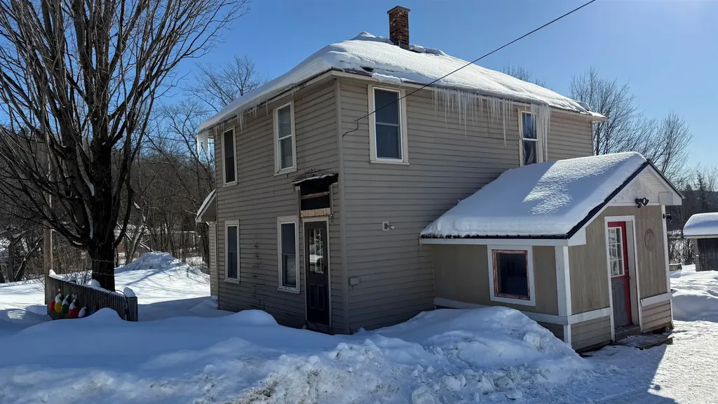 7104 Vt Route 105 Charleston VT 05872