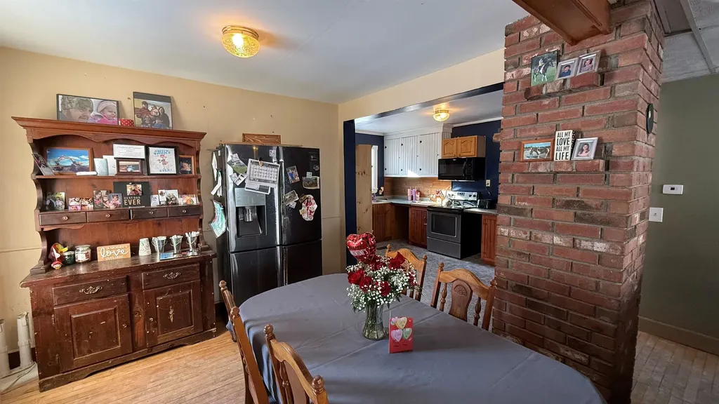 7104 Vt Route 105 Charleston VT 05872