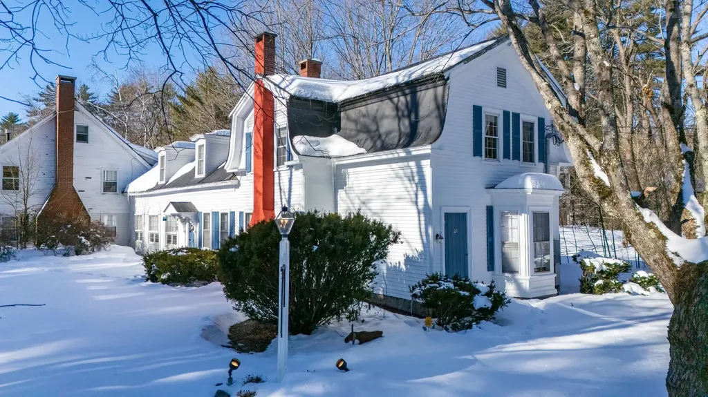 27 Elm Street Fryeburg ME 04037