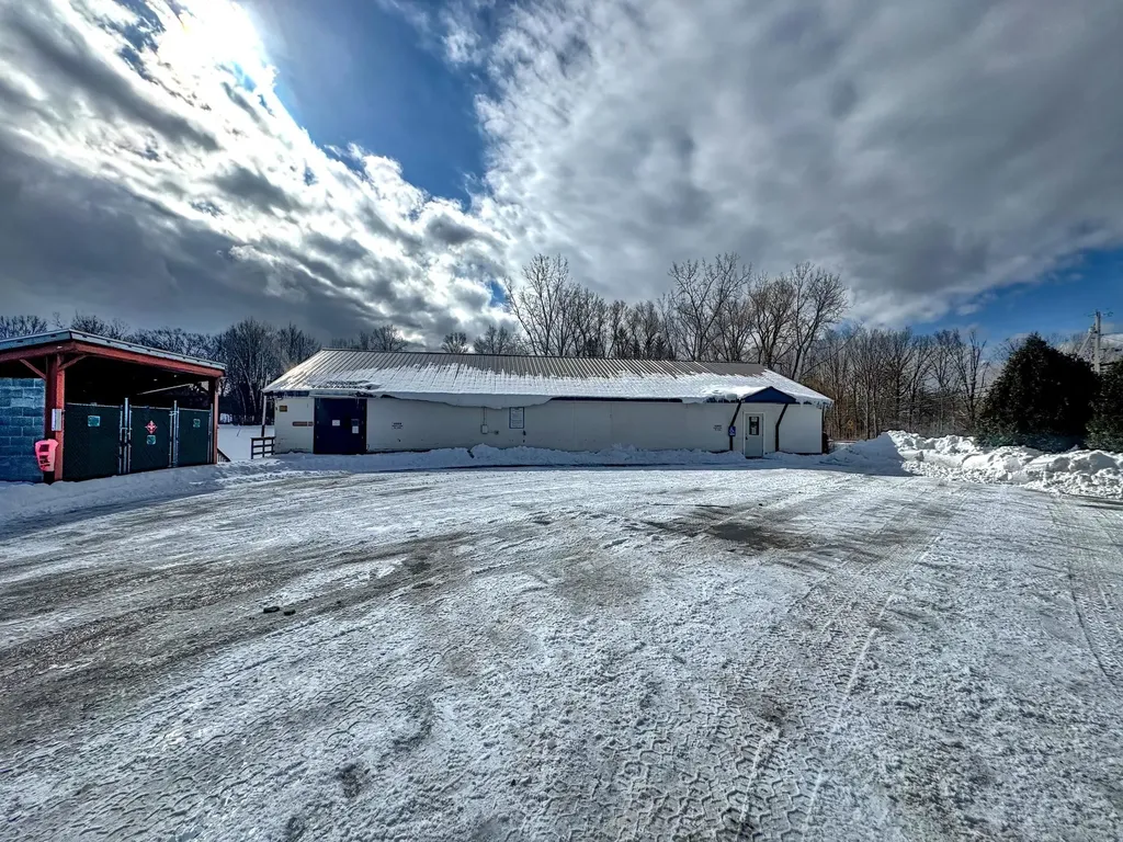 33 Transport Drive Bennington VT 05201