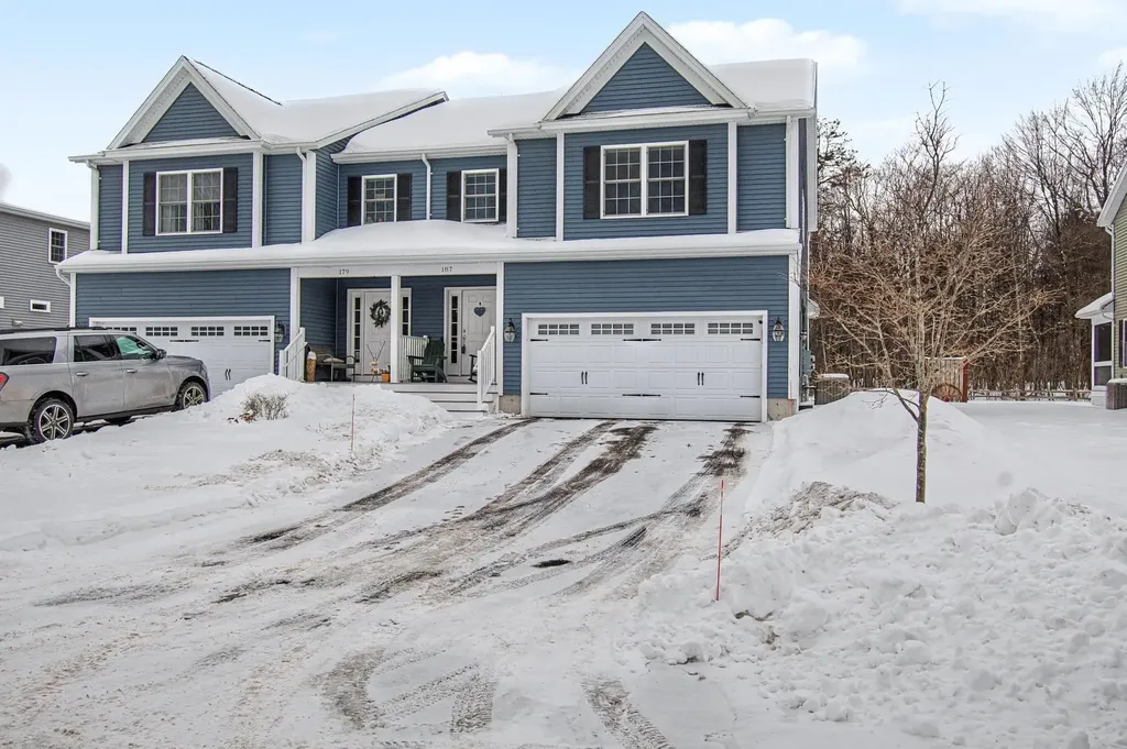 187 Annas Court Colchester VT 05446