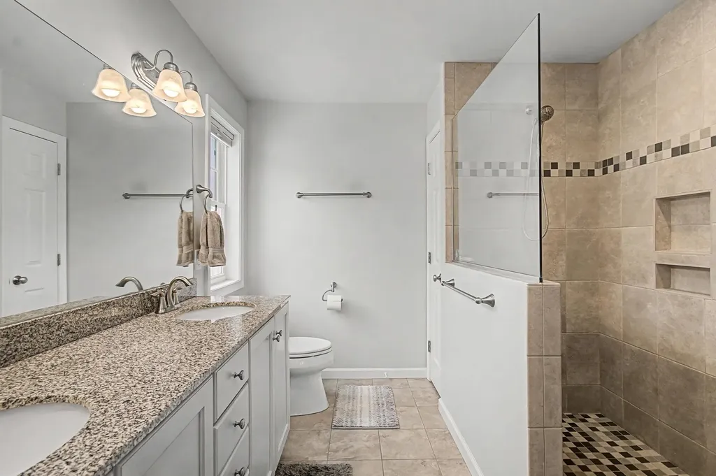 187 Annas Court Colchester VT 05446