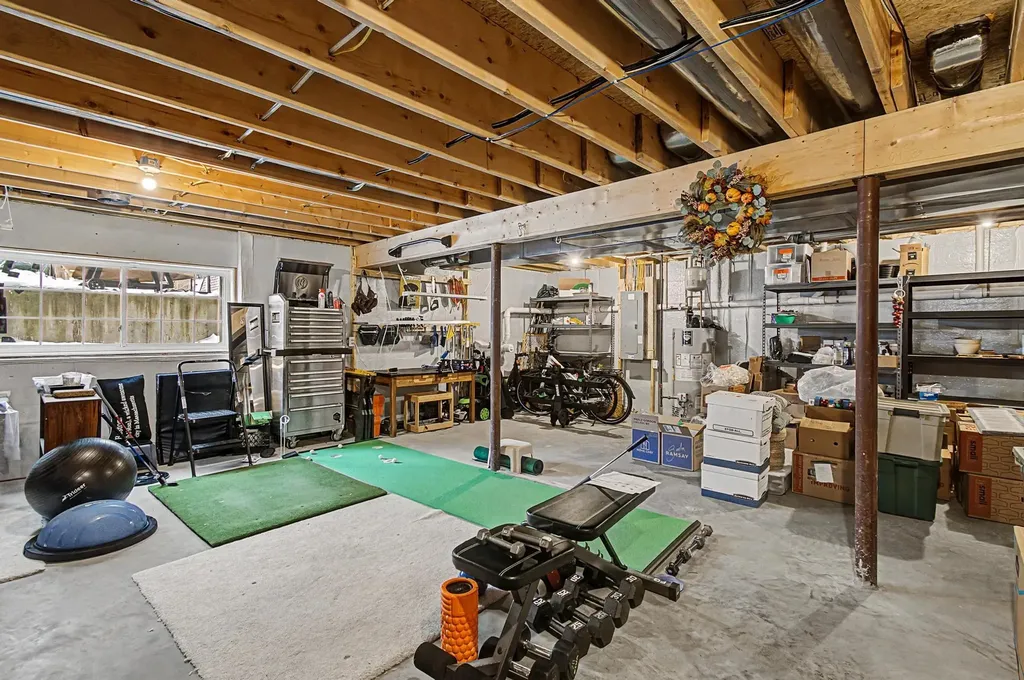 187 Annas Court Colchester VT 05446