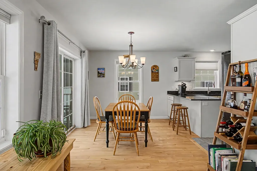 187 Annas Court Colchester VT 05446