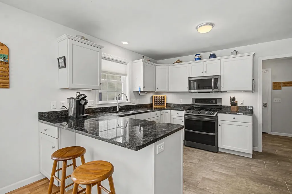 187 Annas Court Colchester VT 05446