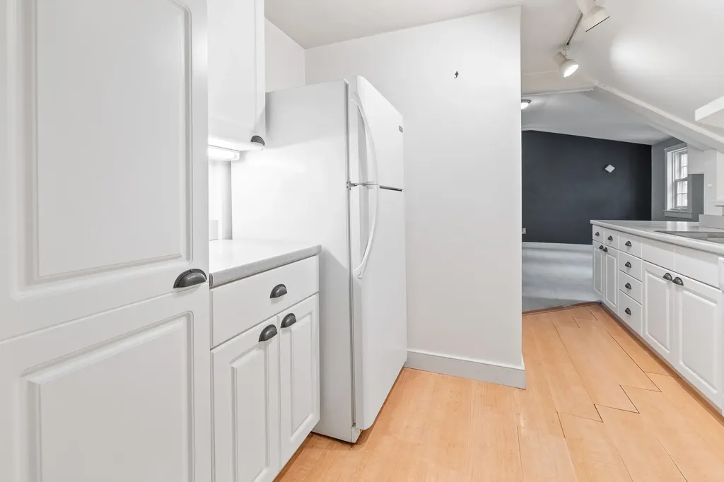 85 Dartmouth College Highway Lyme NH 03768