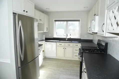 21 Clearwater Drive Dover NH 03820