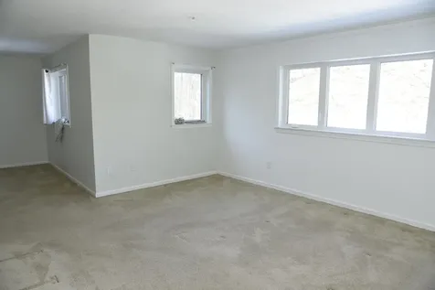 21 Clearwater Drive Dover NH 03820