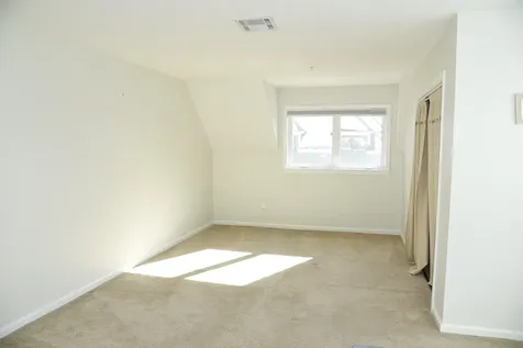 21 Clearwater Drive Dover NH 03820