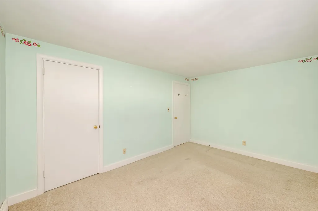 12 Marial Avenue Biddeford ME 04005