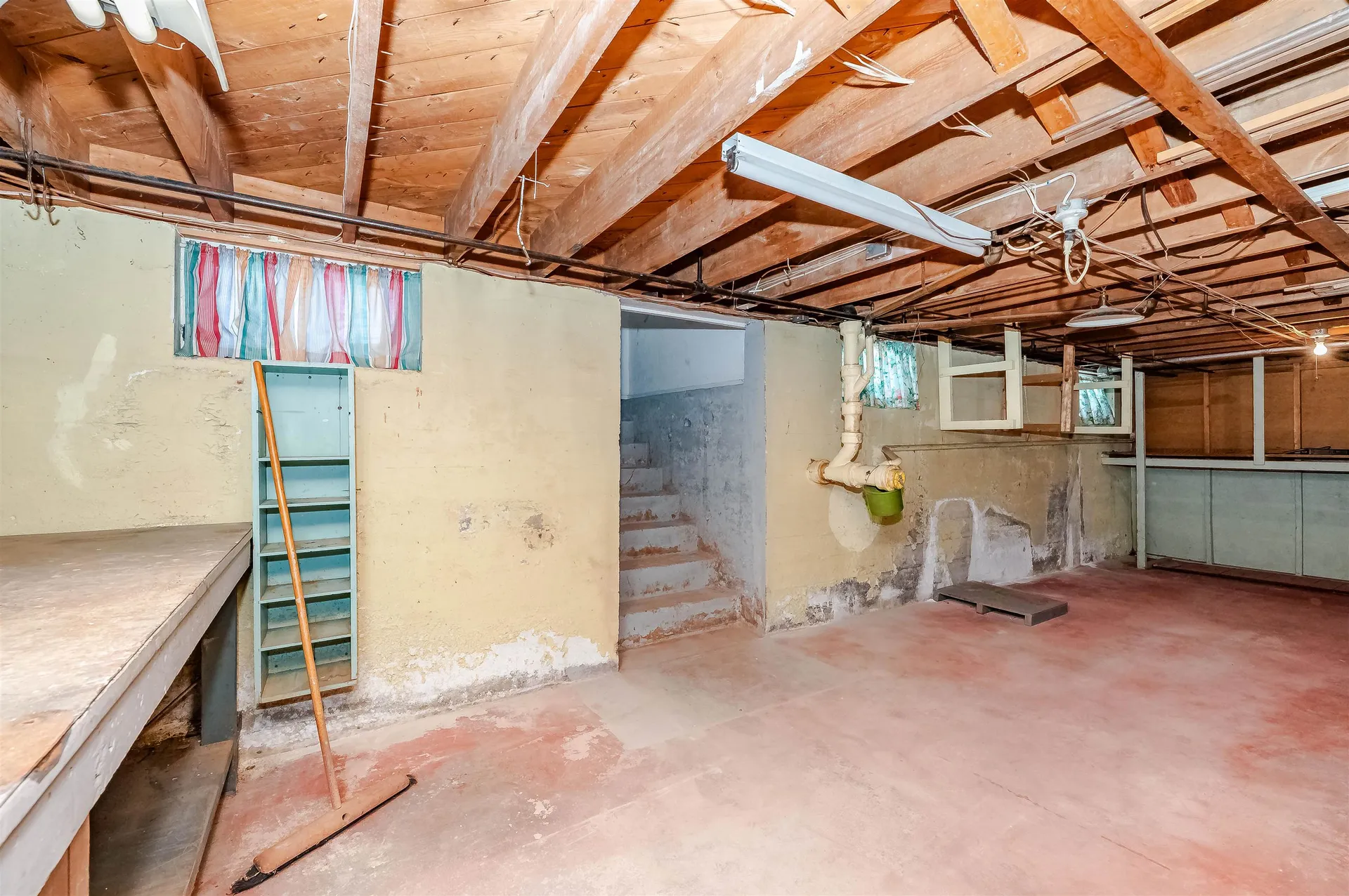 12 Marial Avenue Biddeford ME 04005