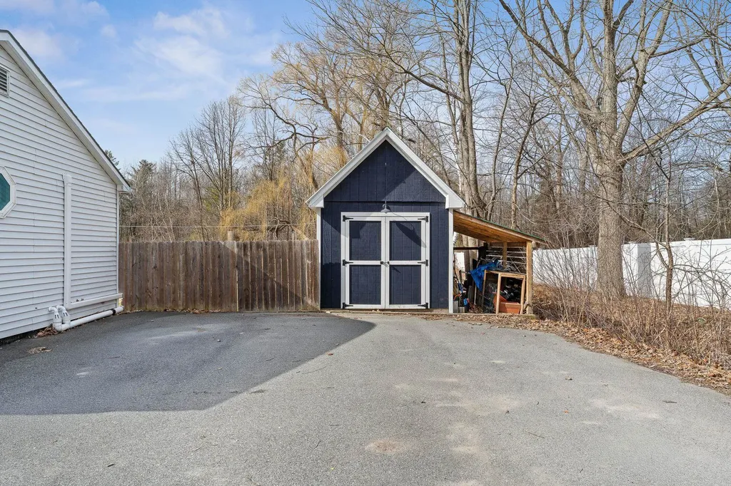 230 Bean Road Colchester VT 05446