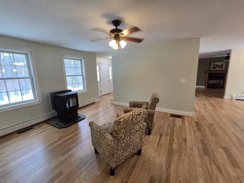 125 Kelsey Road Nottingham NH 03290-0000