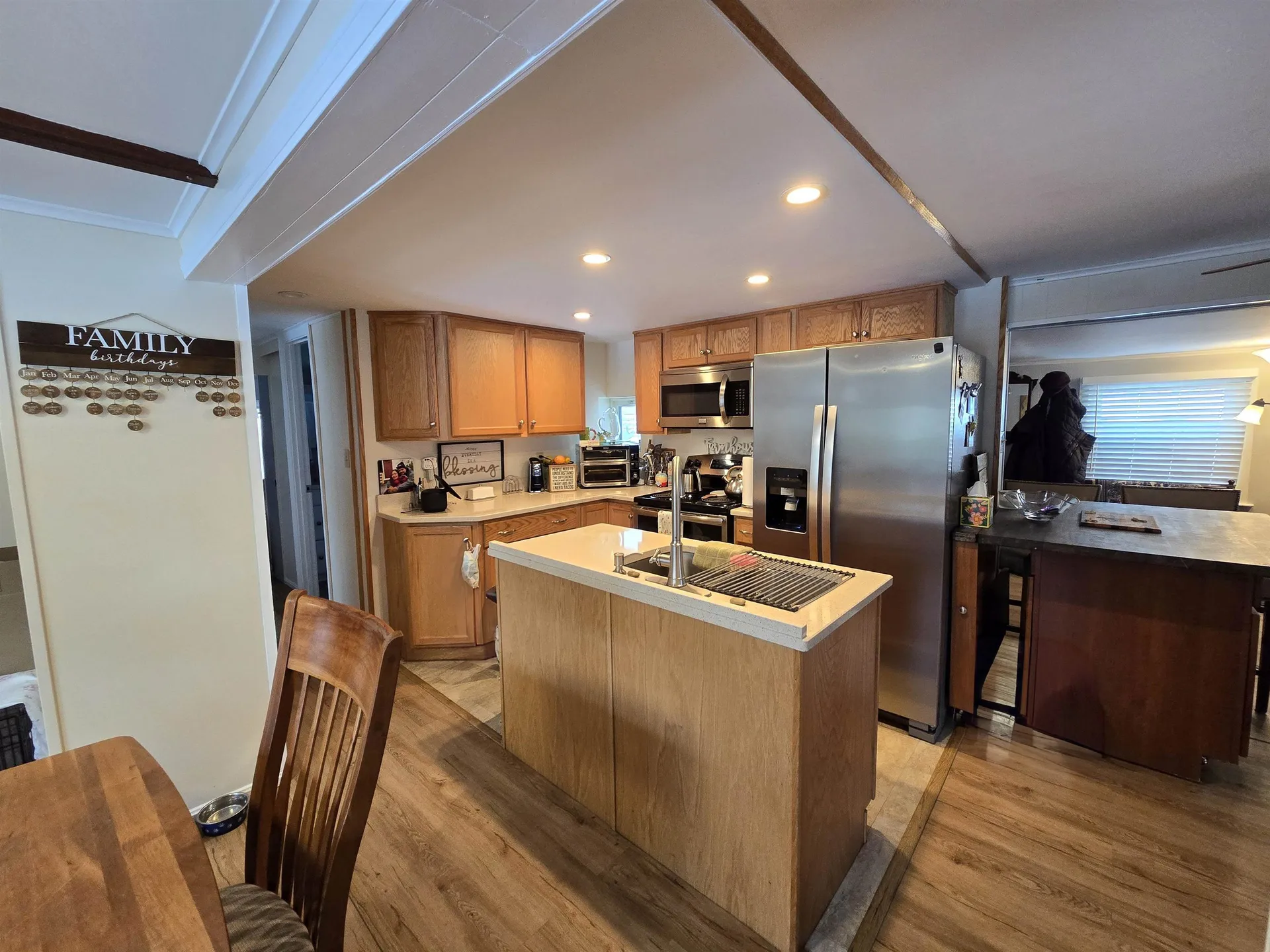 19 West Stearns Avenue Hooksett NH 03106